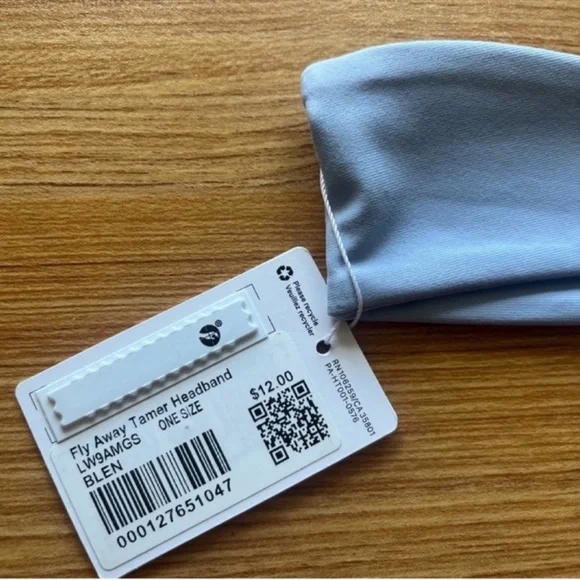 Lululemon Fly Away Tamer Headband in Baby Blue - Picture 3 of 10